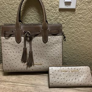 Dooney & Bourne satchel purse and wallet